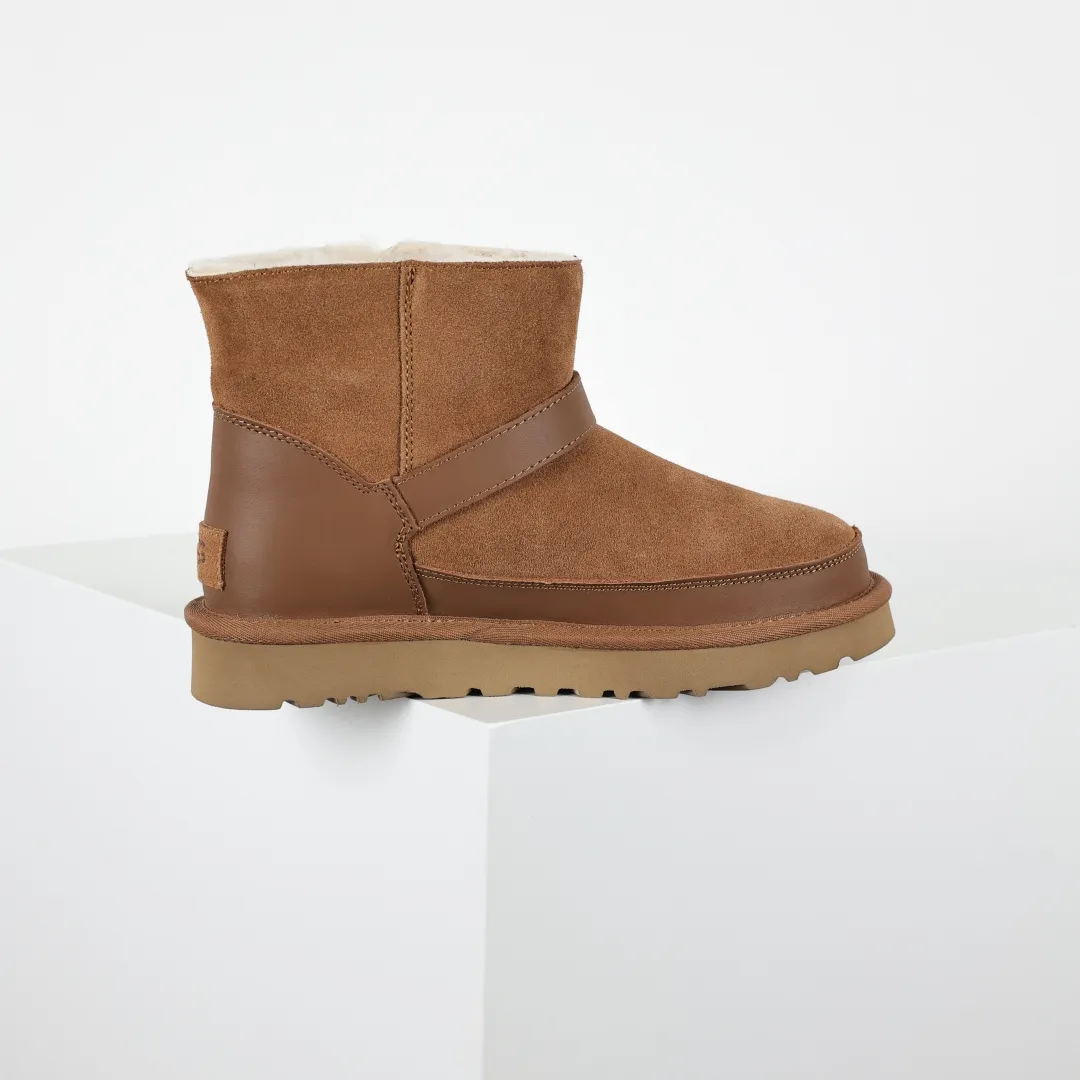 Copywriting price 💰600 The core recommendation is good price. The platform’s foreign trade is exclusively for UGG Classic women’s snow boots 1174512. Produced by the ten-year-old brand shoemaking factory production line. Pay attention to every detail. Longfeng A-grade genuine sheep fur is integrated. It is built in full compliance with the ZP process. Size: 35 36 37 38 39 40